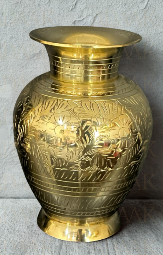 Japanese styled Handcrafted Golden Brass Flower Vase