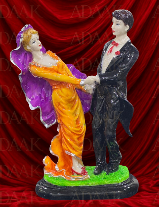 Adaak's Romantic Couple Dancing Figurine – Decorative Gift Piece