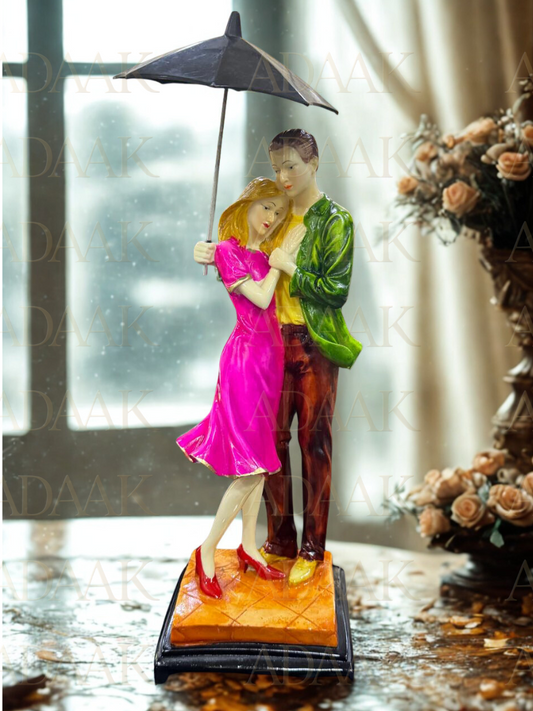 Adaak's Couple in the Rain Figurine – Decorative Gift Piece