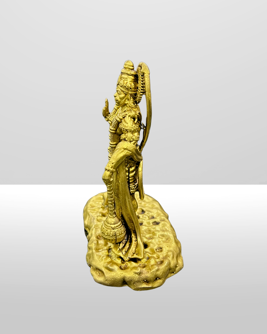 hanumaji_standing_with_gadha_support_side_view