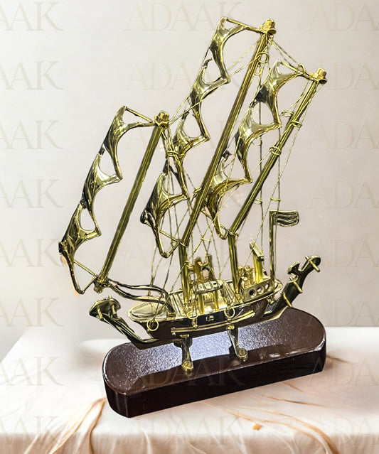 Adaak's Nautical Glory – The Timeless Ship of Fortune