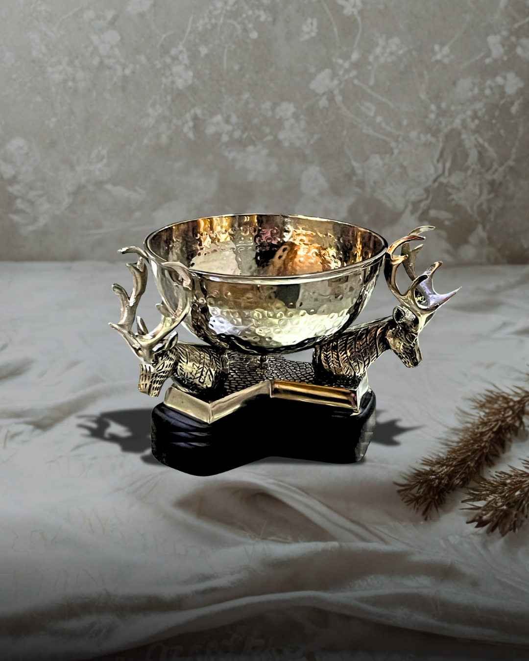 3_deer_bowl_-_silver_0bf274de-a360-4e1e-85b3-3817f13880b4