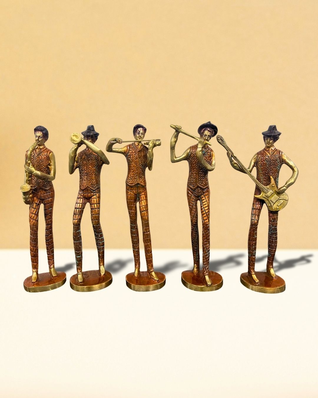 5_musicians_standing