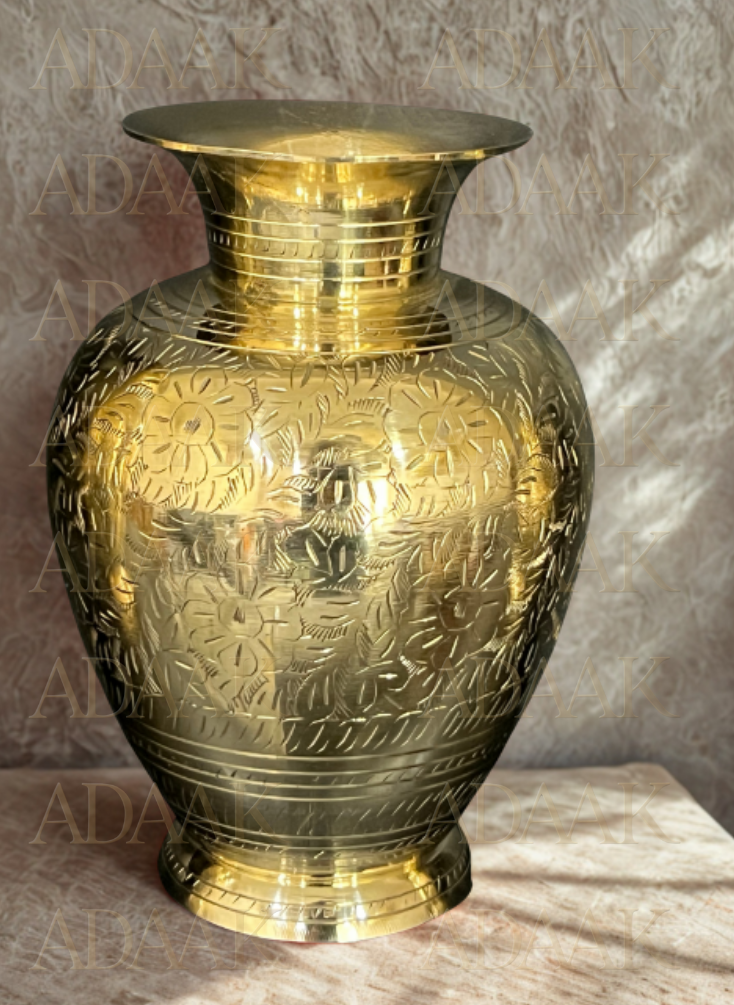 Japanese styled Handcrafted Golden Brass Flower Vase