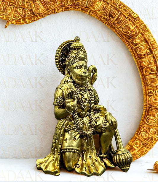 Brass hanumanji in blessing position