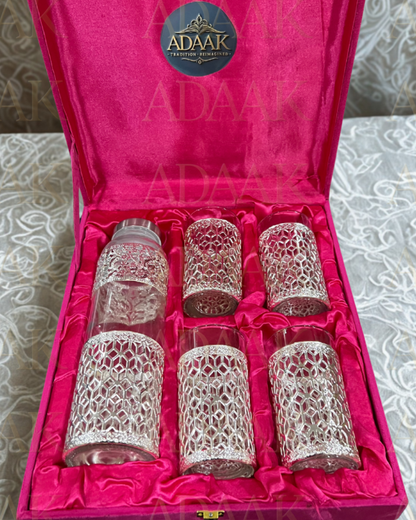Silver_Bottle_and_Glass_-_set_of_4_in_box
