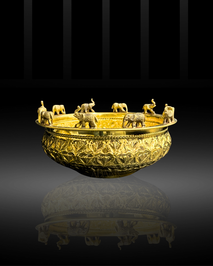 Swarna_Hathi_Rajrani_Lotus_Brass_Urli_1
