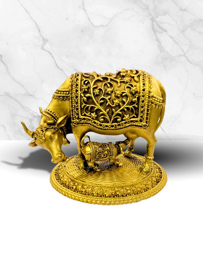 cow_and_calf_small_08d10399-de49-410e-95b5-6323b4f4067d