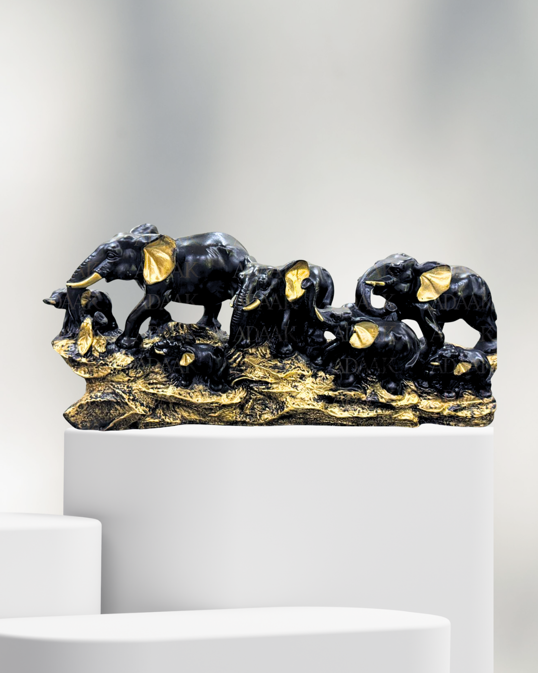 elephant_-_golden_black