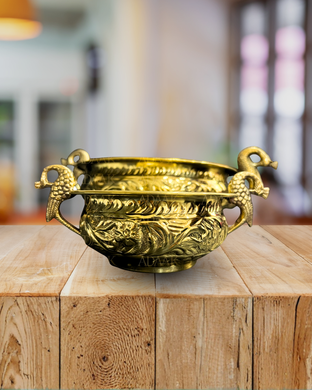 urli_Golden_MayuraArc_Brass_front_view