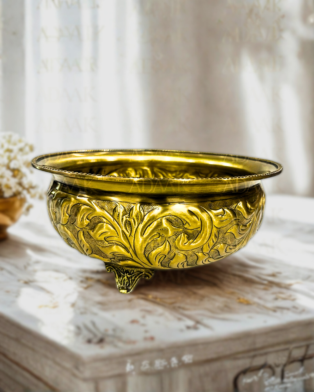 urli_bowl_with_legs_med