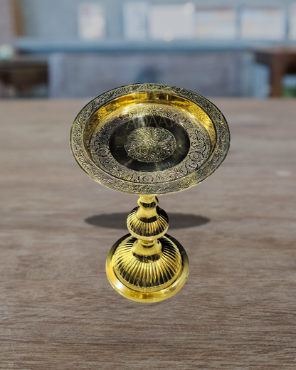 urli_stand_top_view